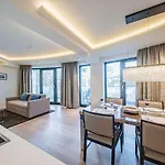 Apartment White Pearl 2.01 *